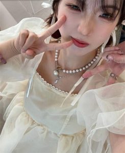 天津某艺术学院舞蹈系班花 和纹身黄毛酒店约会 被各种调教暴力输出