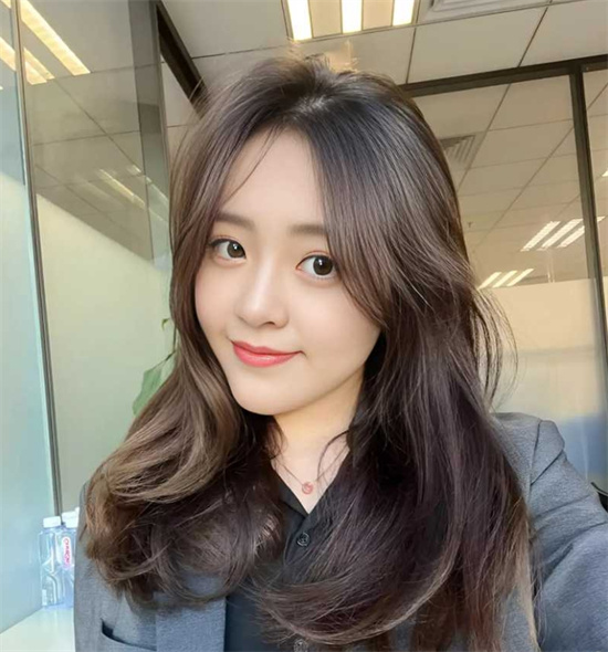 吃瓜落：台娱大瓜！范姜彦丰控诉妻子粿粿出轨王子，双方回应引关注