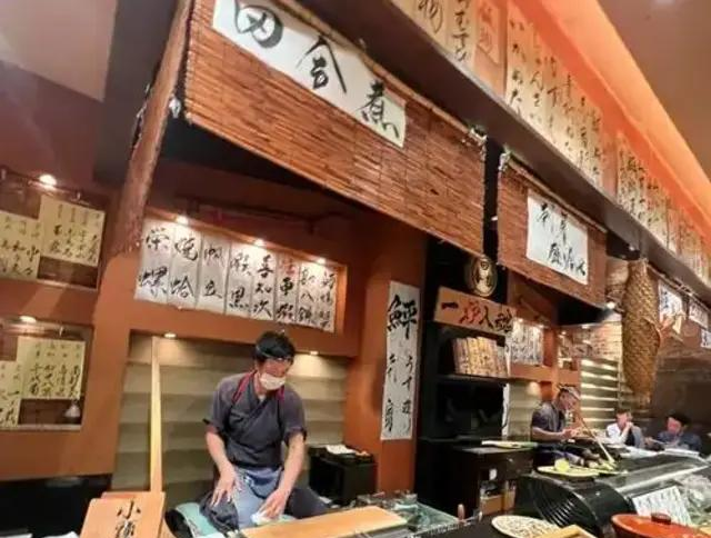 懒懒下岗？王思聪撇小15岁女友约仨妹子东京吃烤肉，人均消费1400__懒懒下岗？王思聪撇小15岁女友约仨妹子东京吃烤肉，人均消费1400