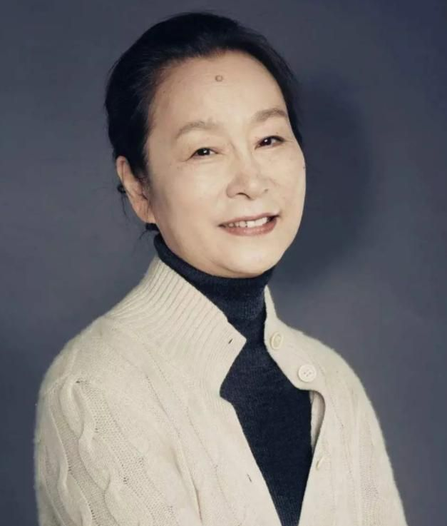 抹黑前夫，“霸凌”周迅，狂妄自大的奚美娟，现在为无知付出代价__抹黑前夫，“霸凌”周迅，狂妄自大的奚美娟，现在为无知付出代价